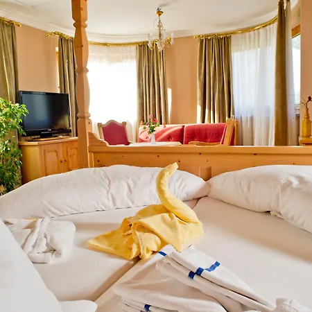 Hotell Hochfilzer 4*